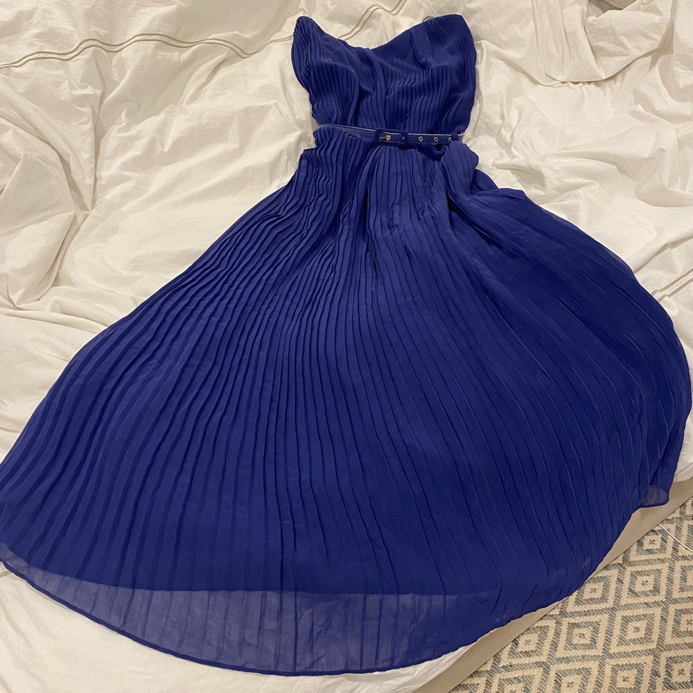 Navy blue strapless dress